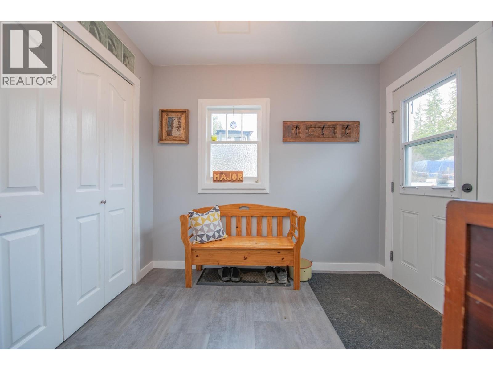 2506 Shuswap Avenue - 27