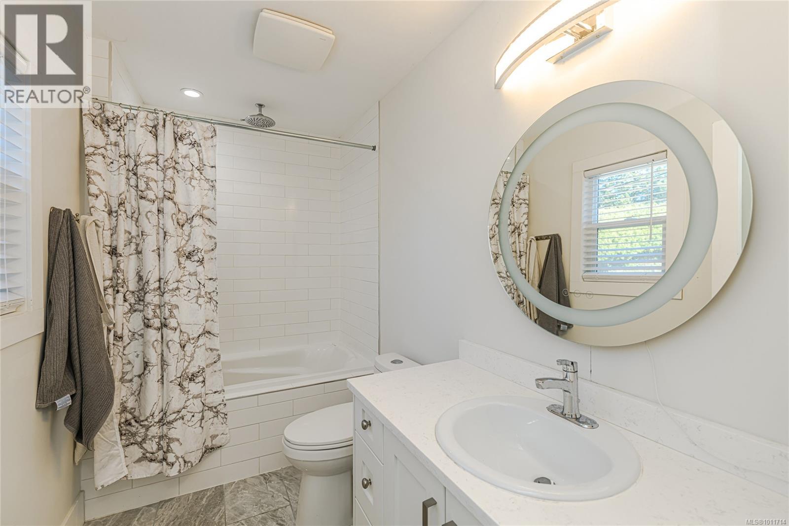  1979 Grandview Drive, Saanich