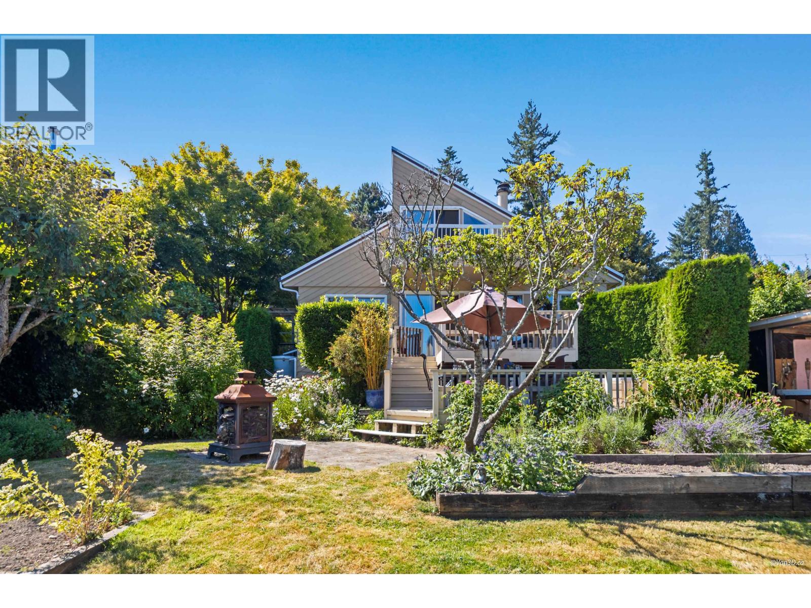 1115 LENORA ROAD, Bowen Island