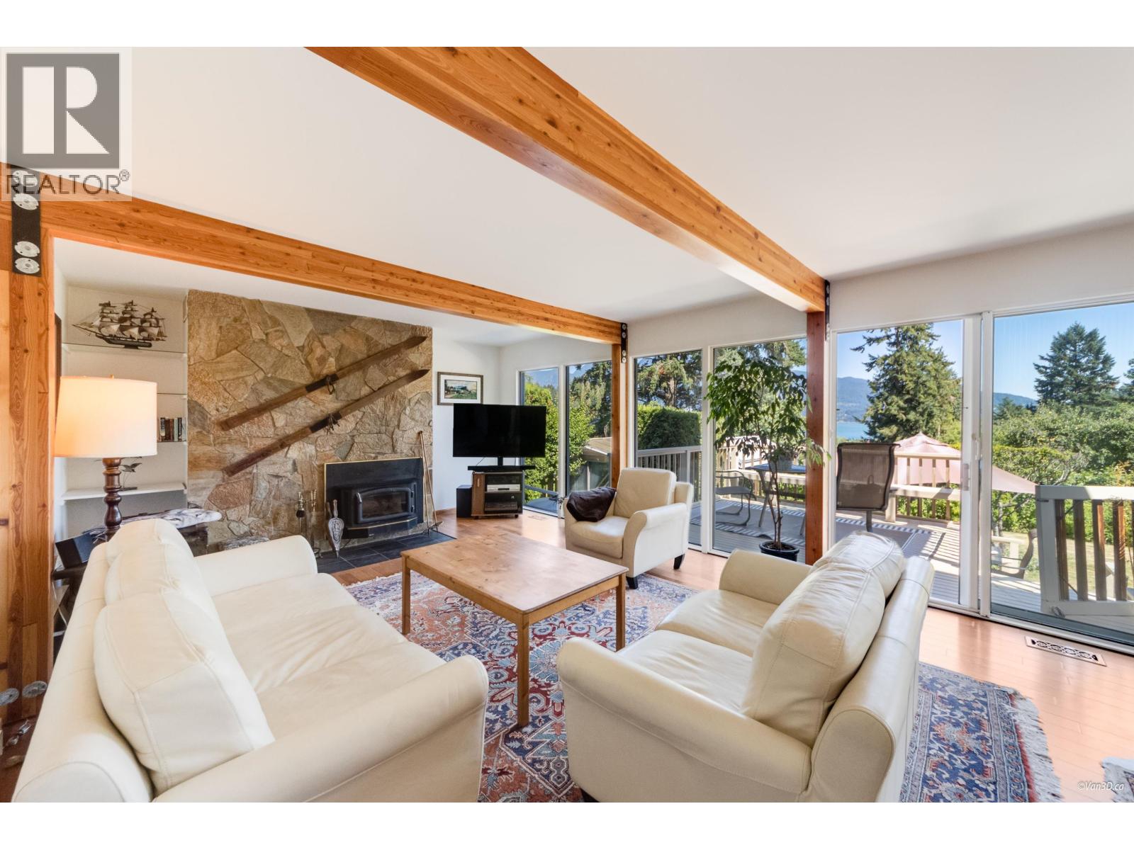 1115 LENORA ROAD, Bowen Island