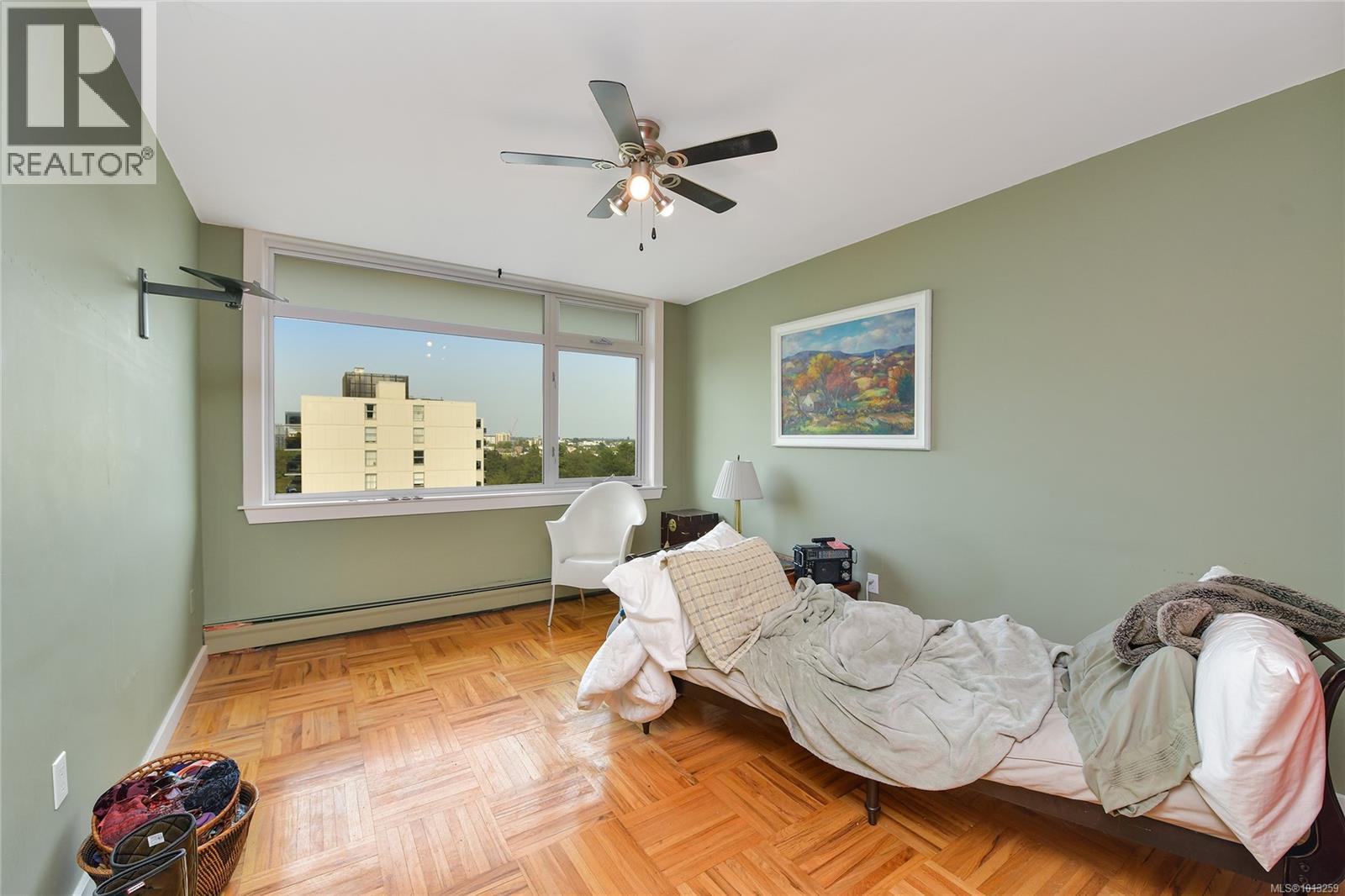 808 250 Douglas Street, Victoria
