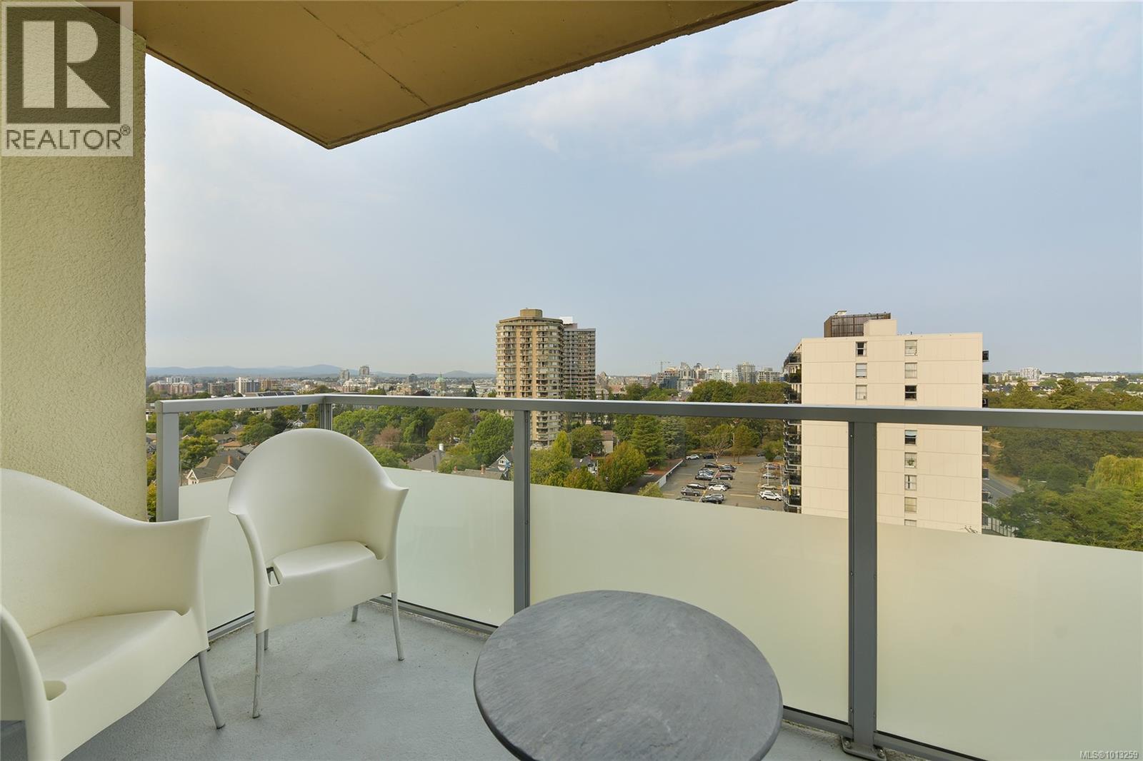 808 250 Douglas Street, Victoria