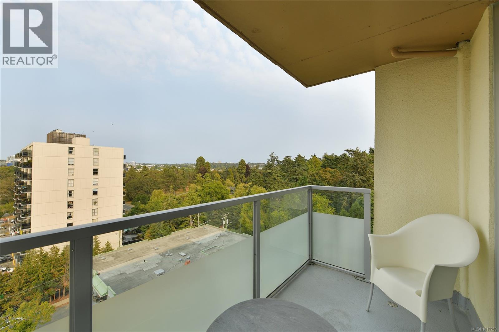 808 250 Douglas Street, Victoria