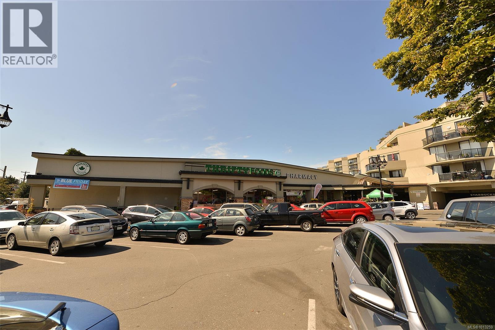 808 250 Douglas Street, Victoria