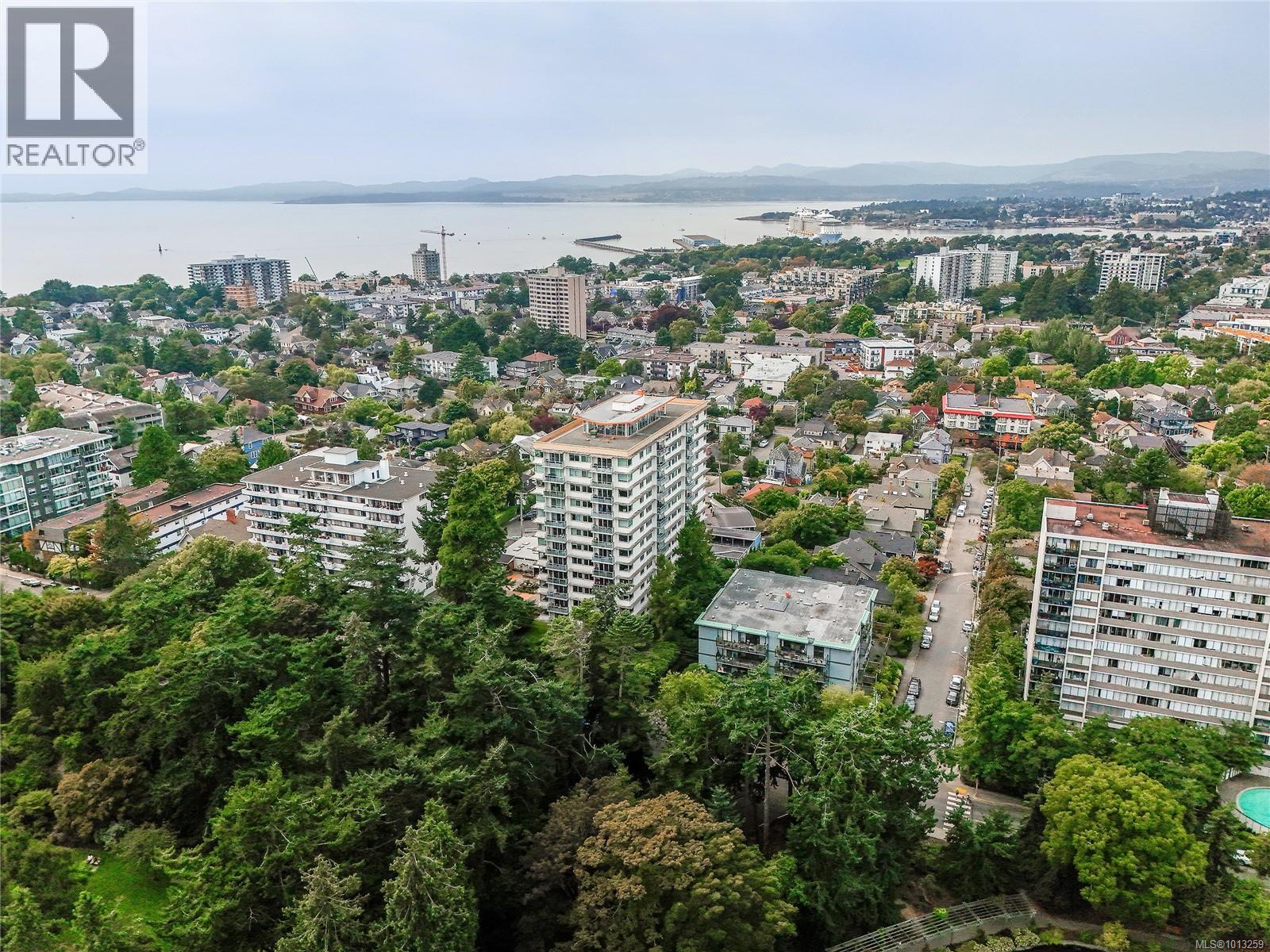 808 250 Douglas Street, Victoria