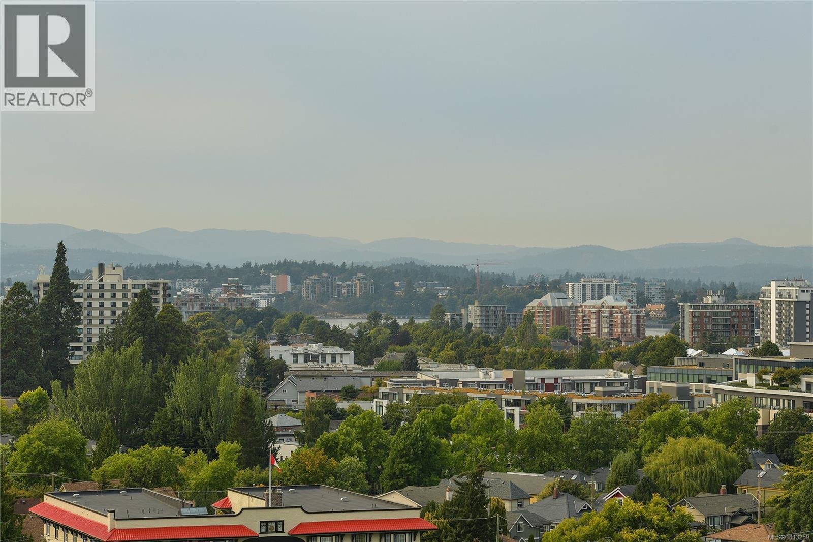 808 250 Douglas Street, Victoria