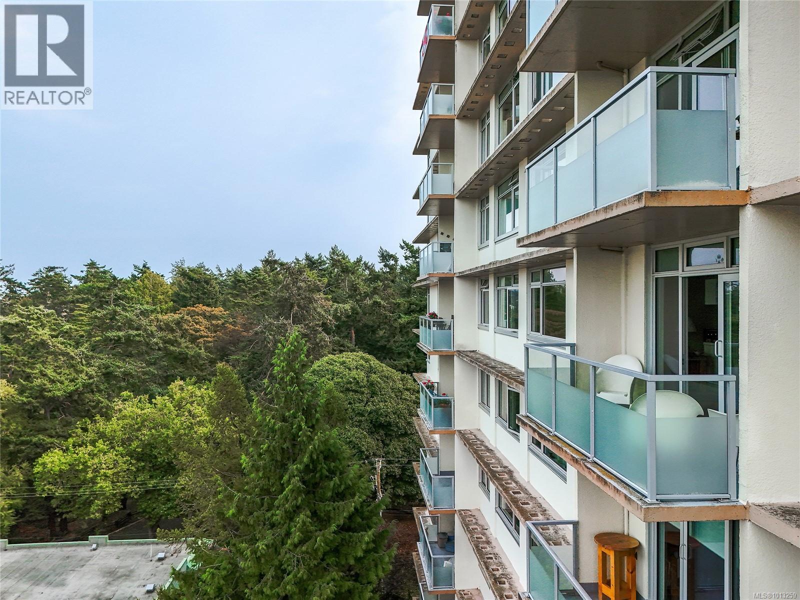 808 250 Douglas Street, Victoria