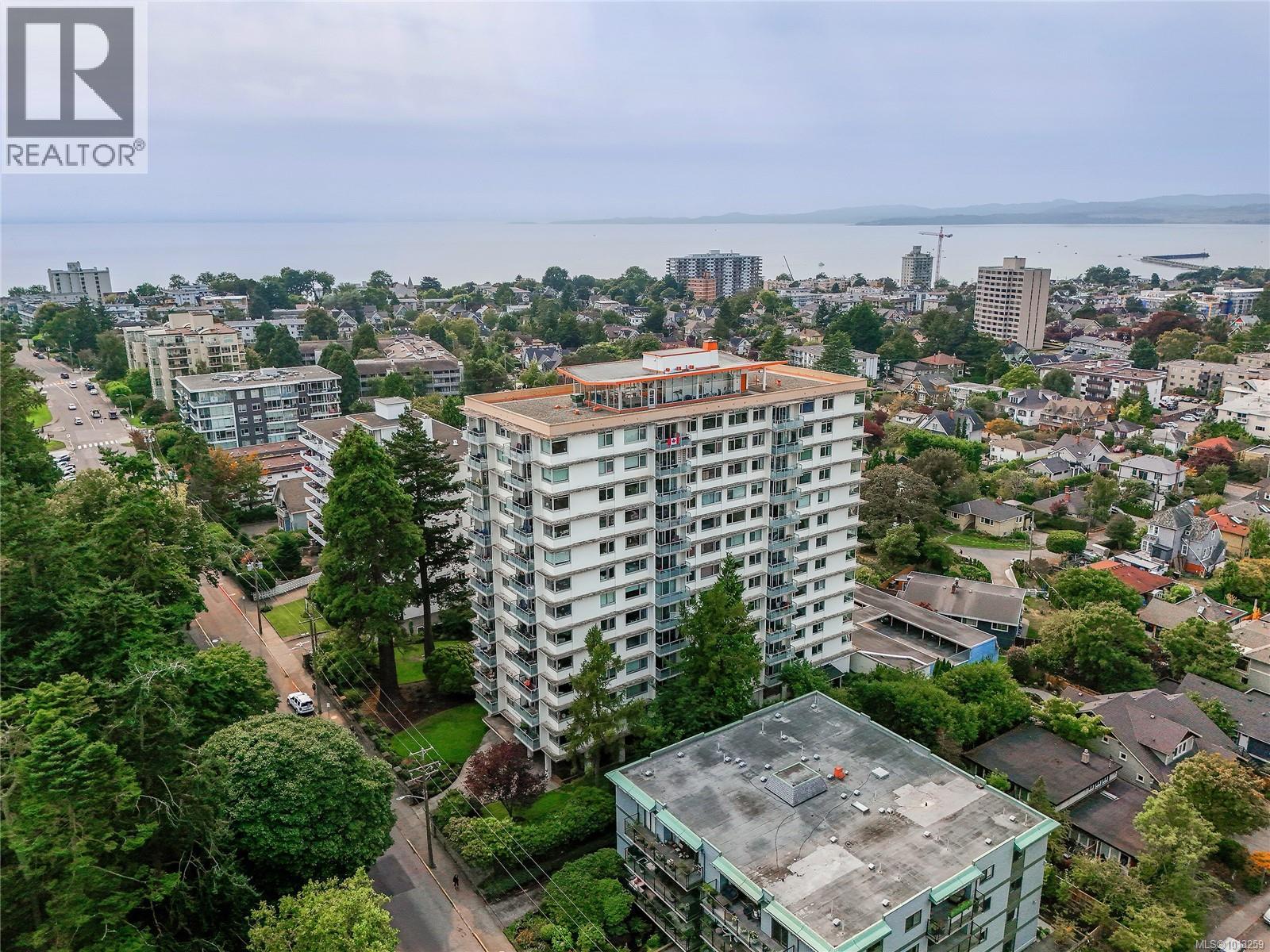 808 250 Douglas Street, Victoria