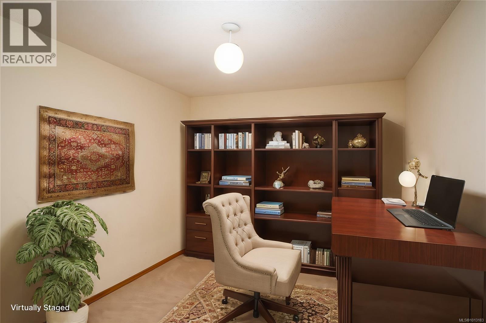 312 10459 Resthaven Drive, Sidney