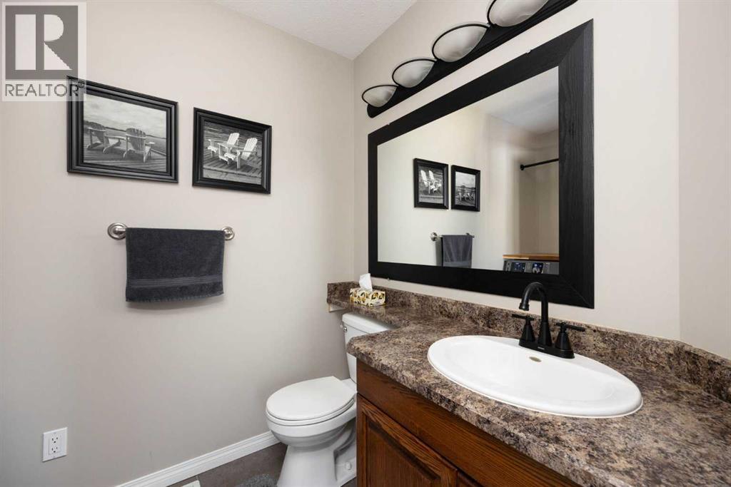 225 Hawthorn Way, Fort McMurray
