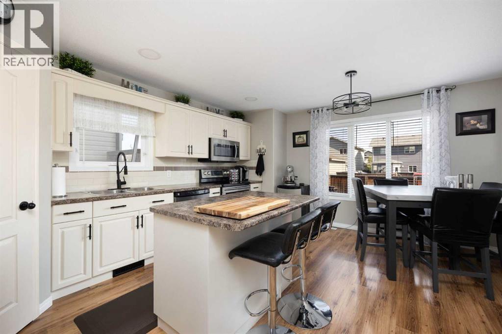 225 Hawthorn Way, Fort McMurray