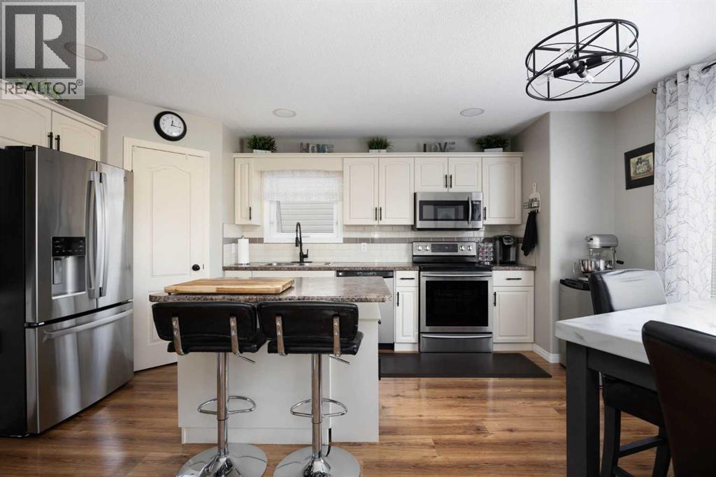 225 Hawthorn Way, Fort McMurray