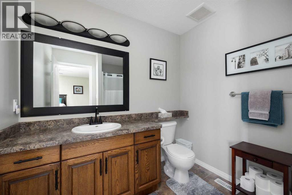 225 Hawthorn Way, Fort McMurray