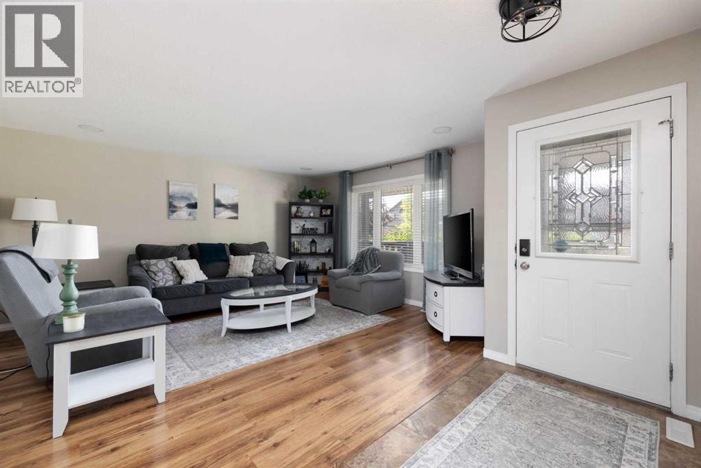 225 Hawthorn Way, Fort McMurray