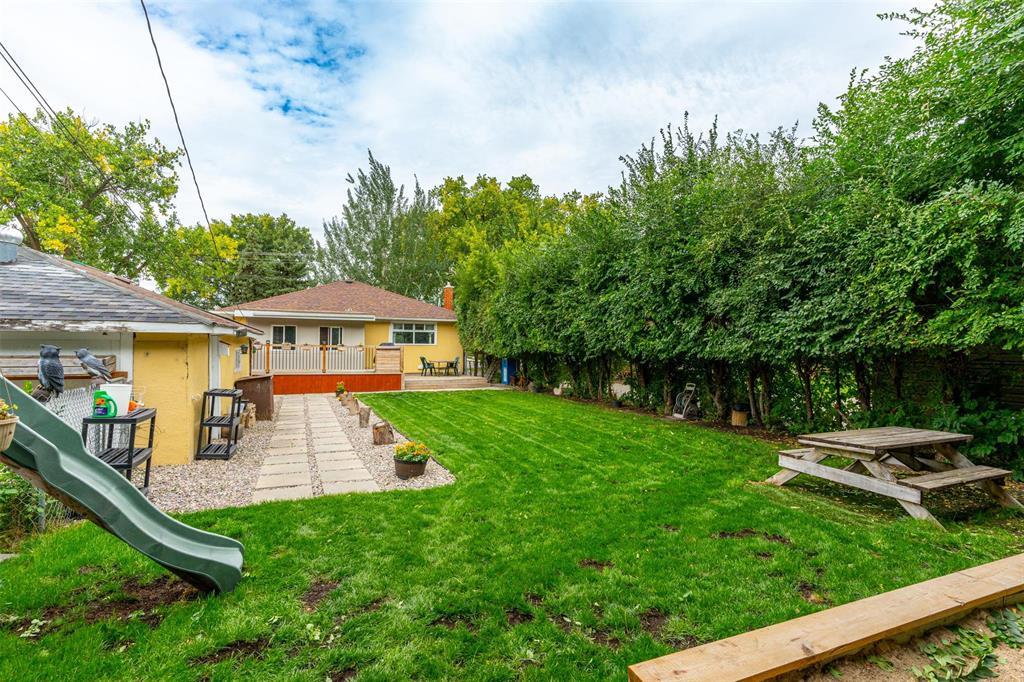 Photo 15 of 472 Speers Road, Winnipeg MB