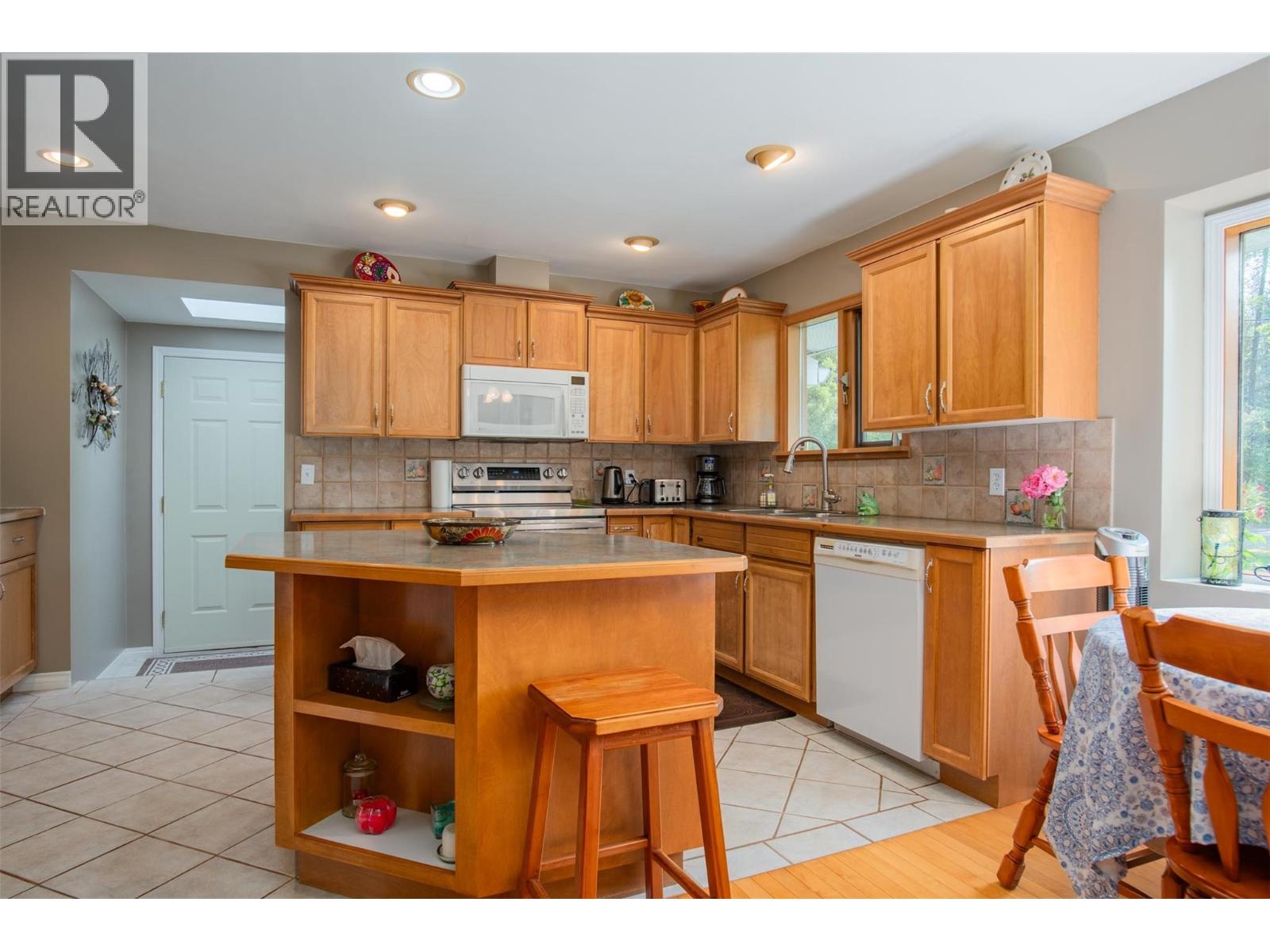 3712 THORPE ROAD - 21