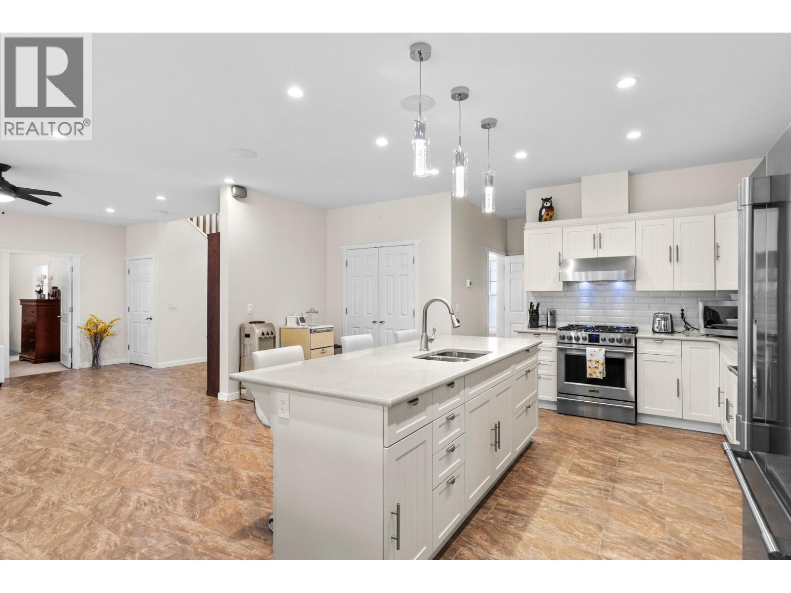 2338 HWY 3, Cawston
