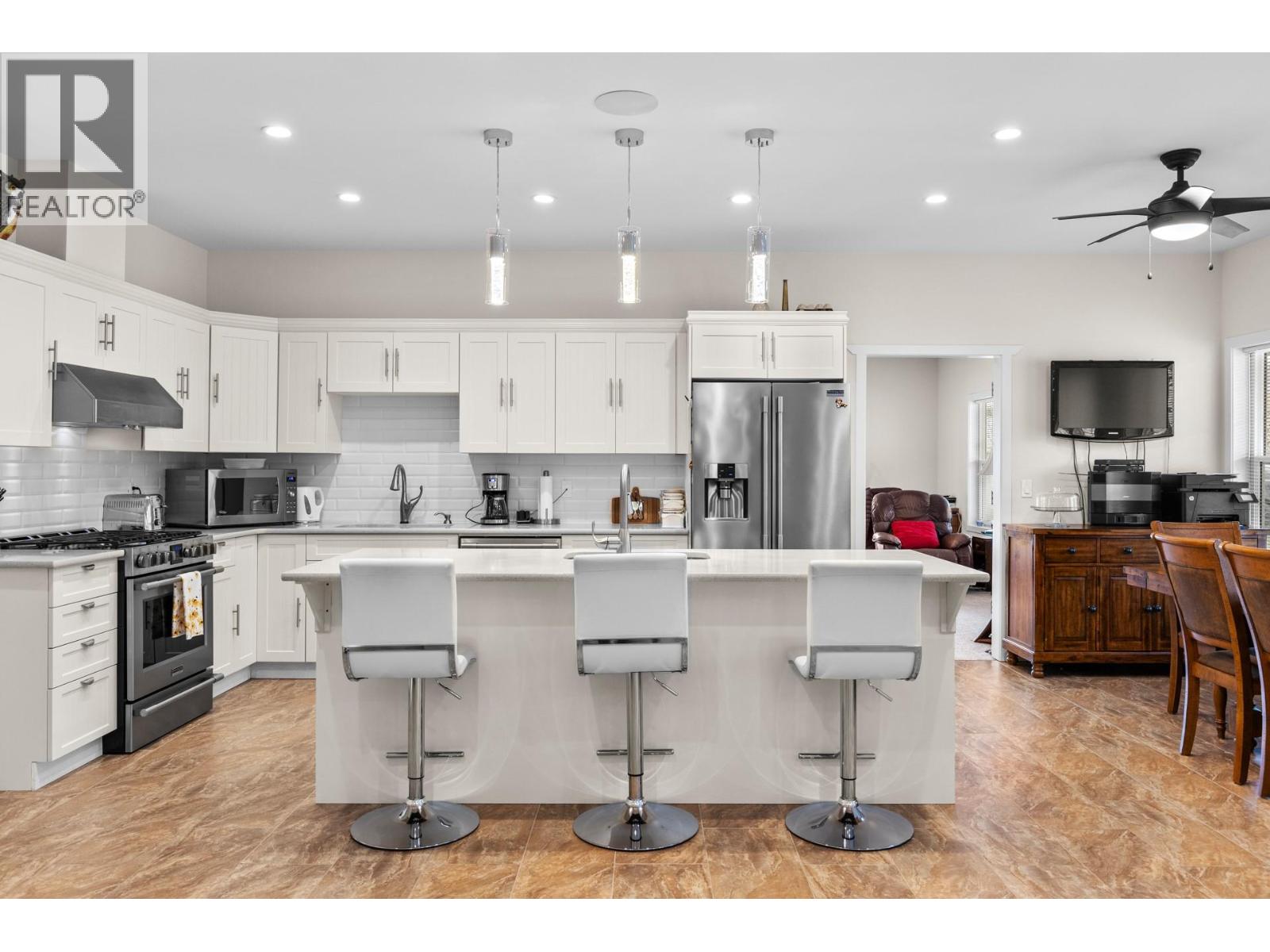 2338 HWY 3, Cawston