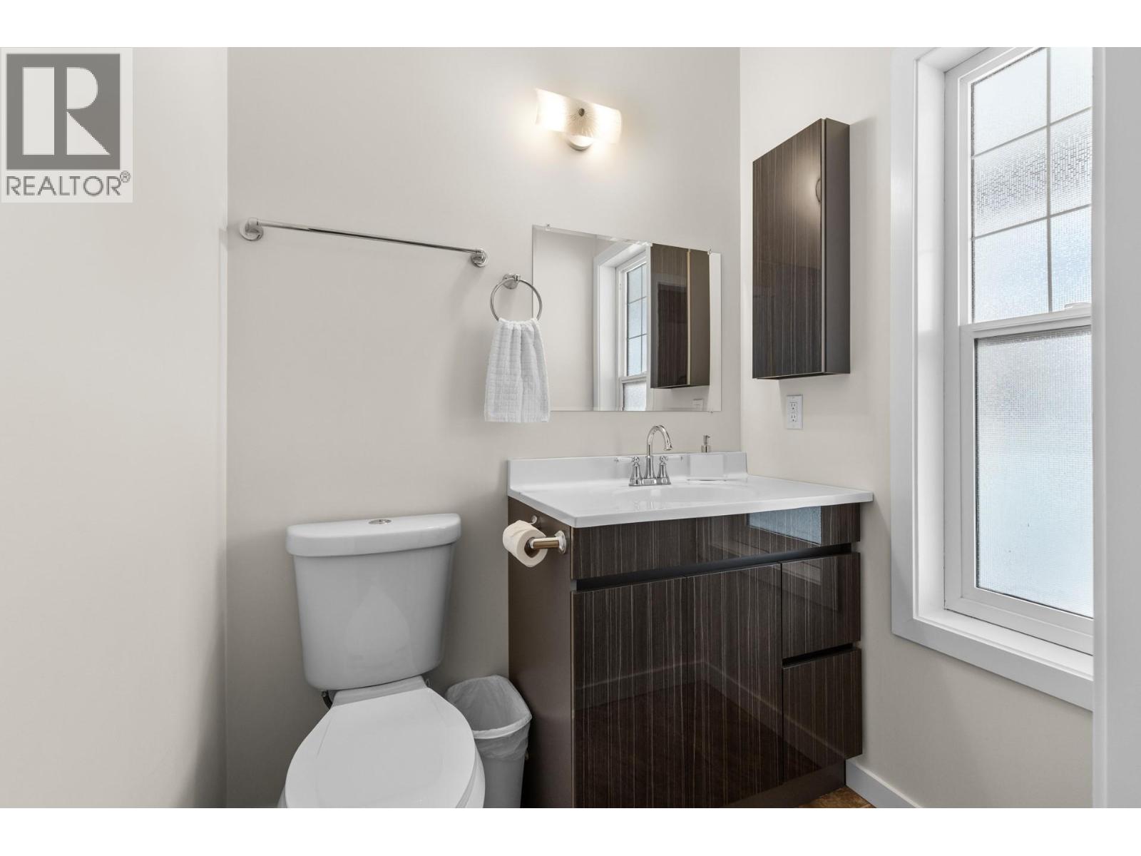 2338 HWY 3, Cawston