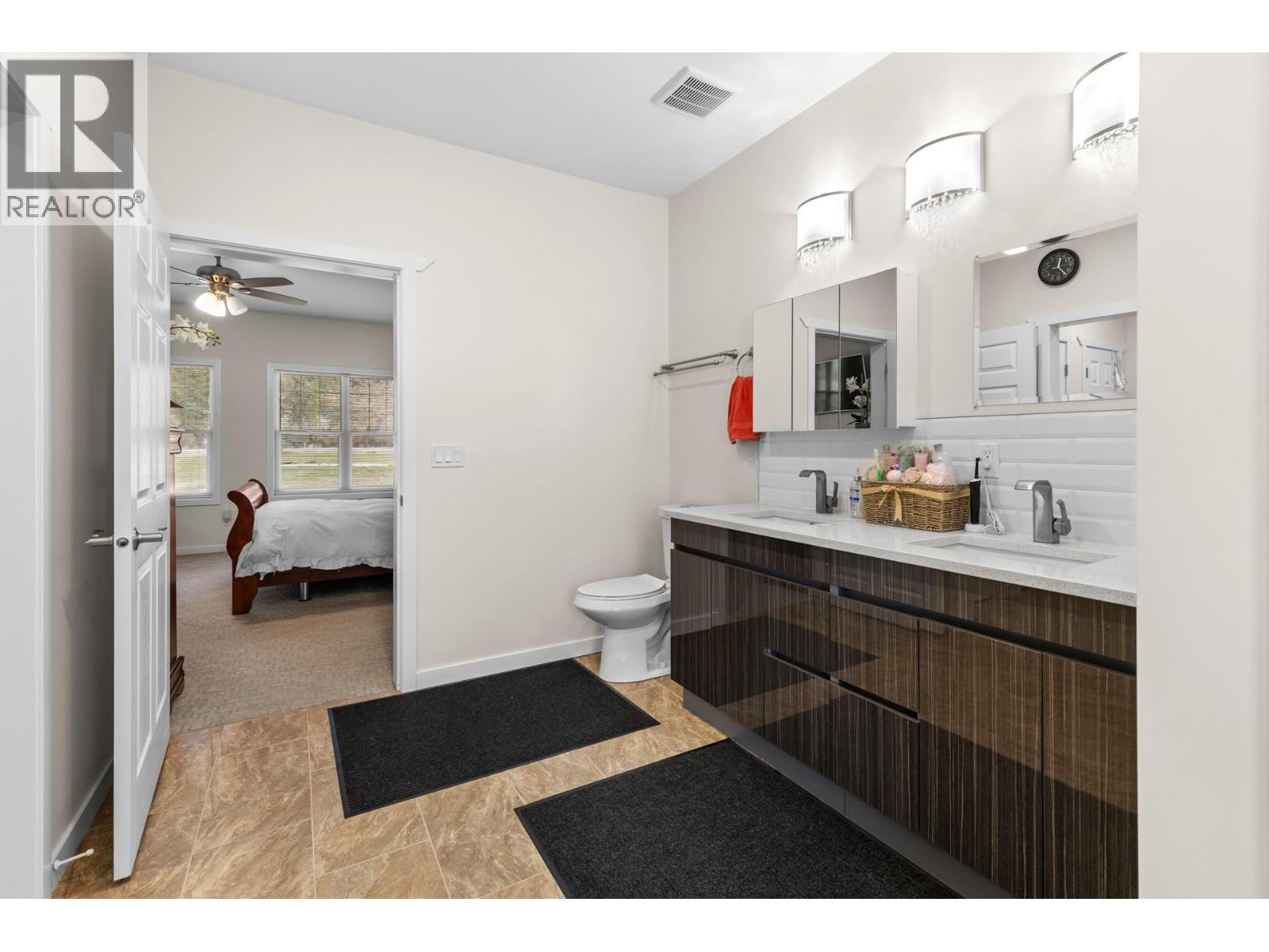 2338 HWY 3, Cawston
