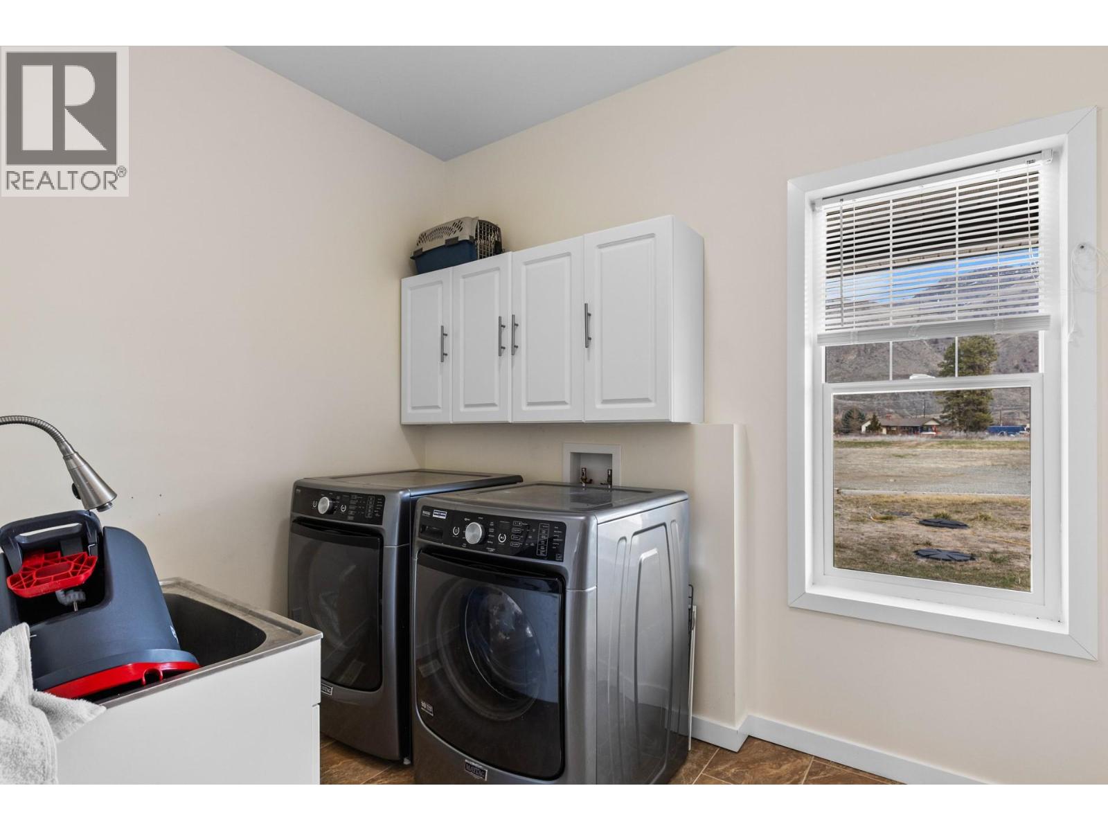 2338 HWY 3, Cawston