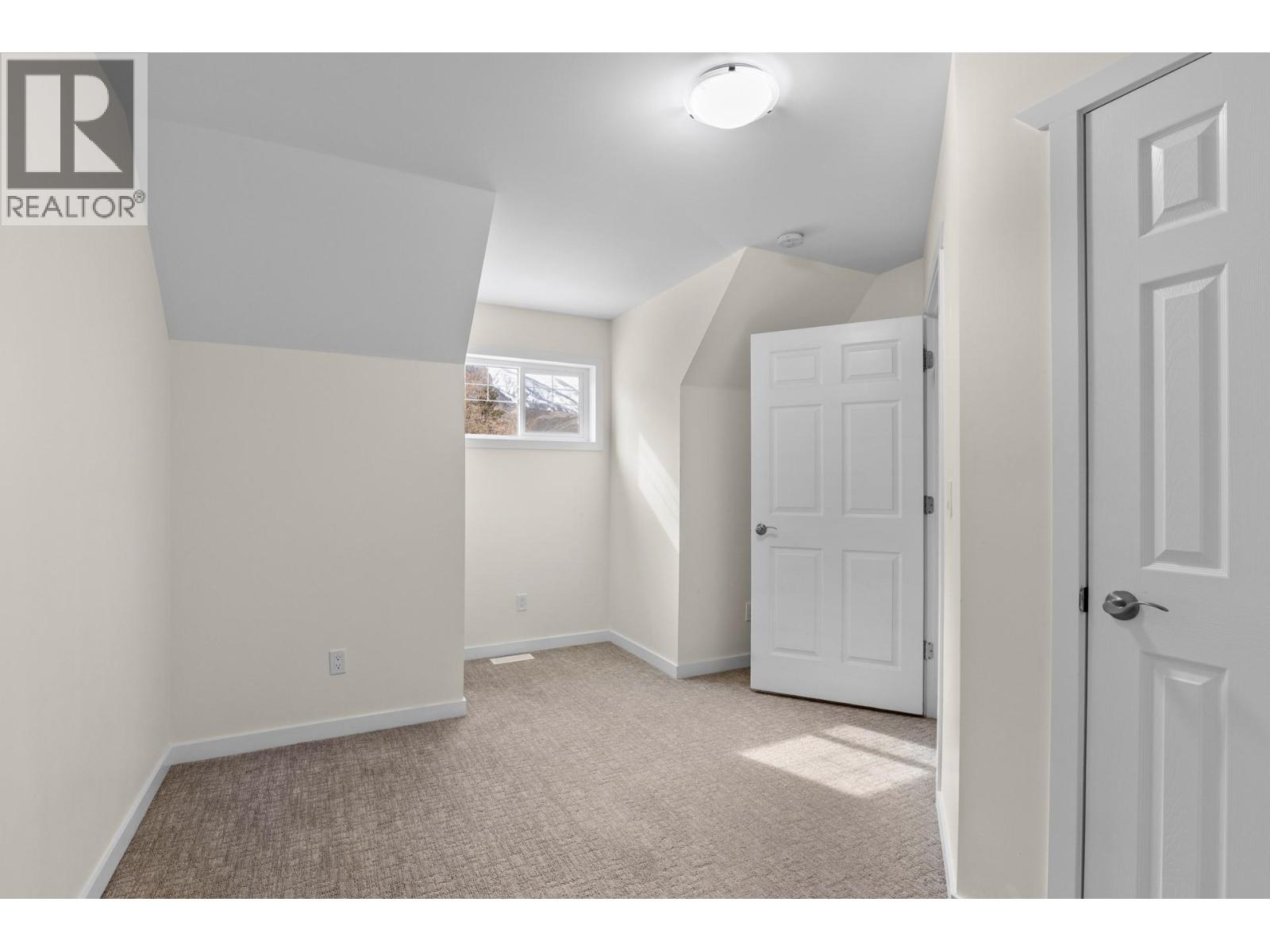 2338 HWY 3, Cawston