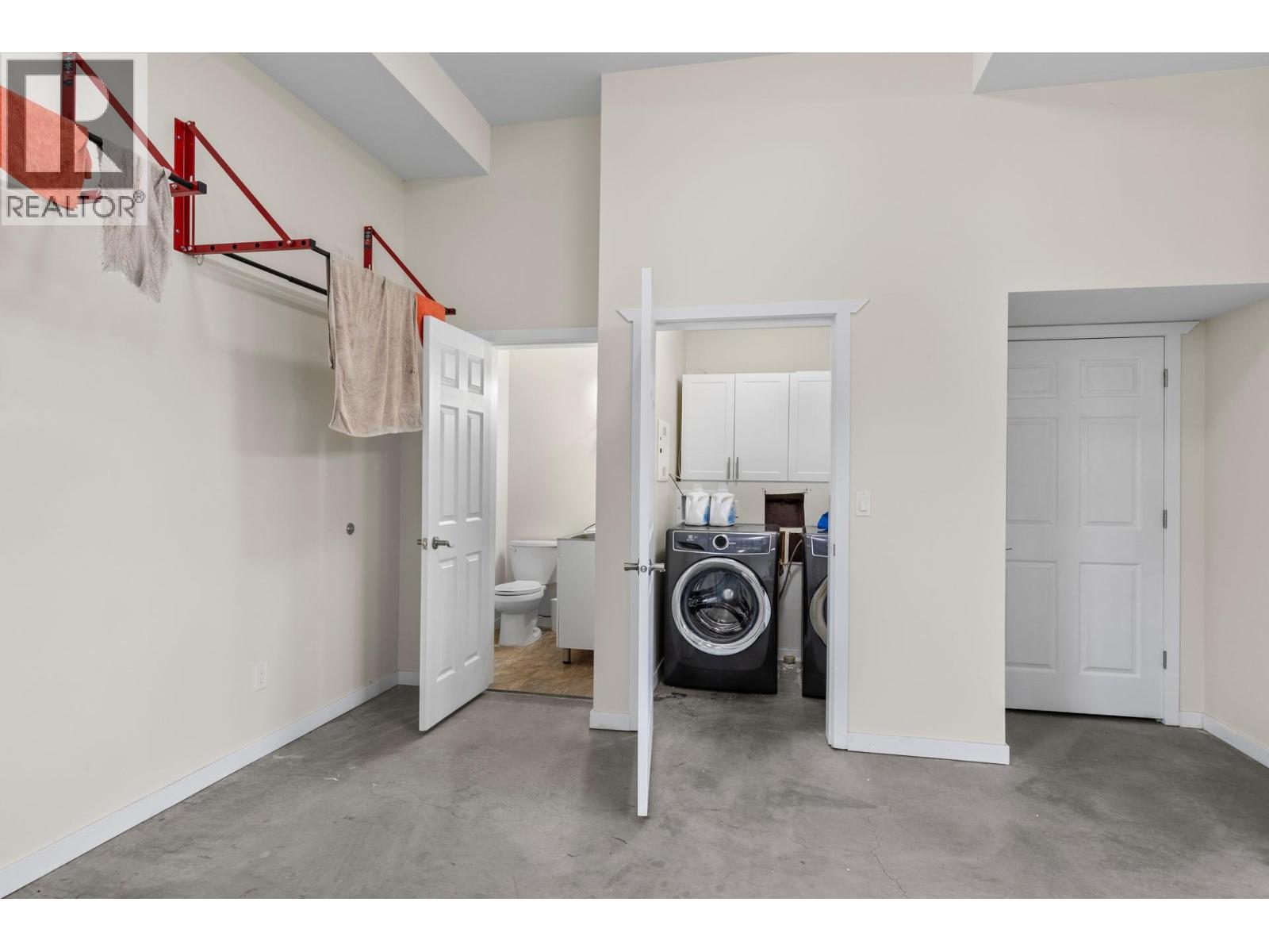 2338 HWY 3, Cawston