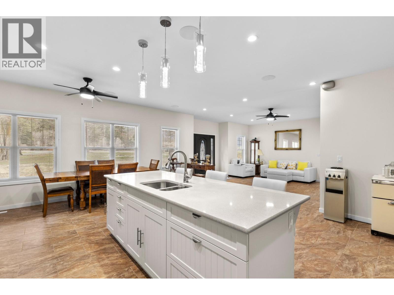 2338 HWY 3, Cawston