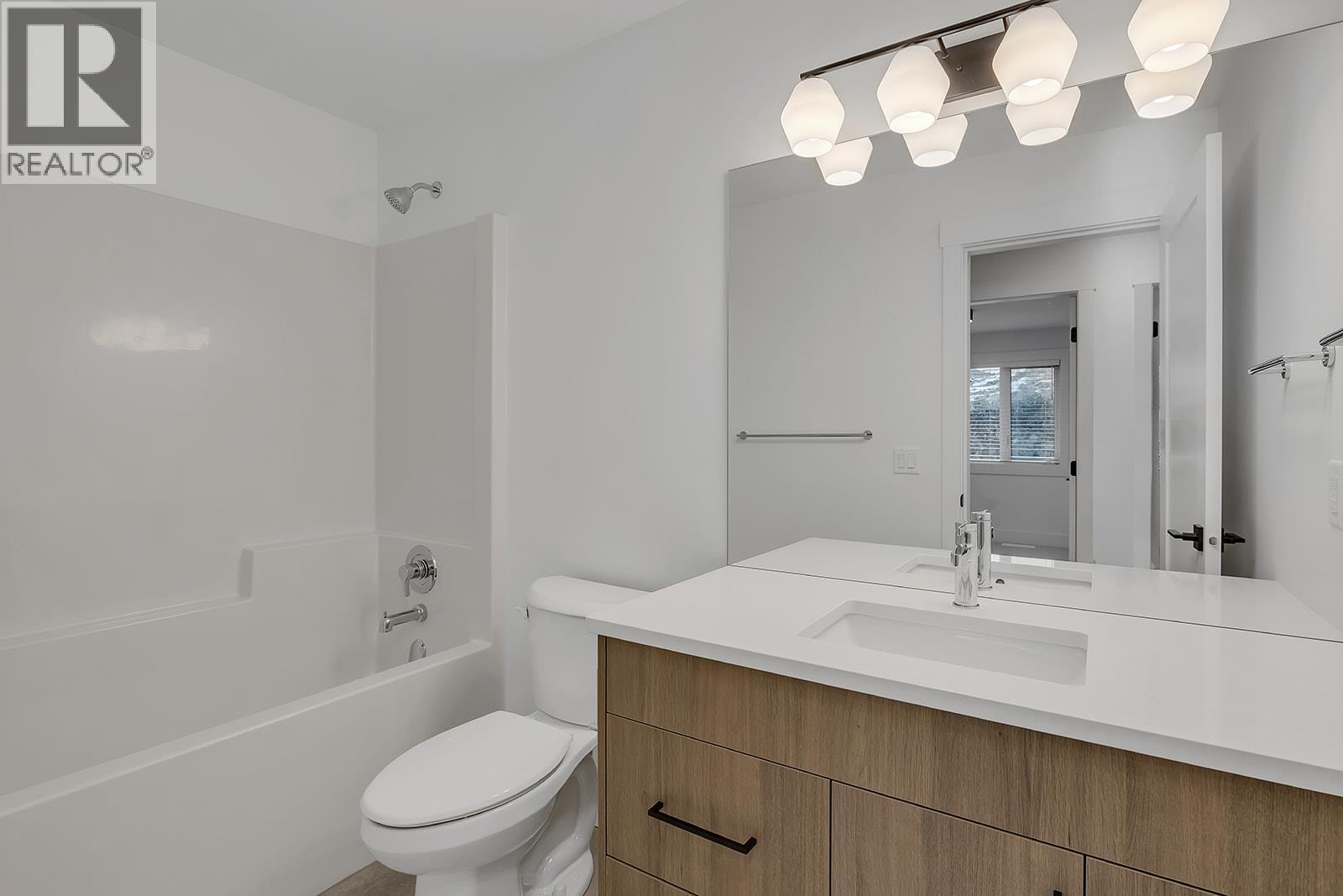 12 2835 Canyon Crest Drive, West Kelowna
