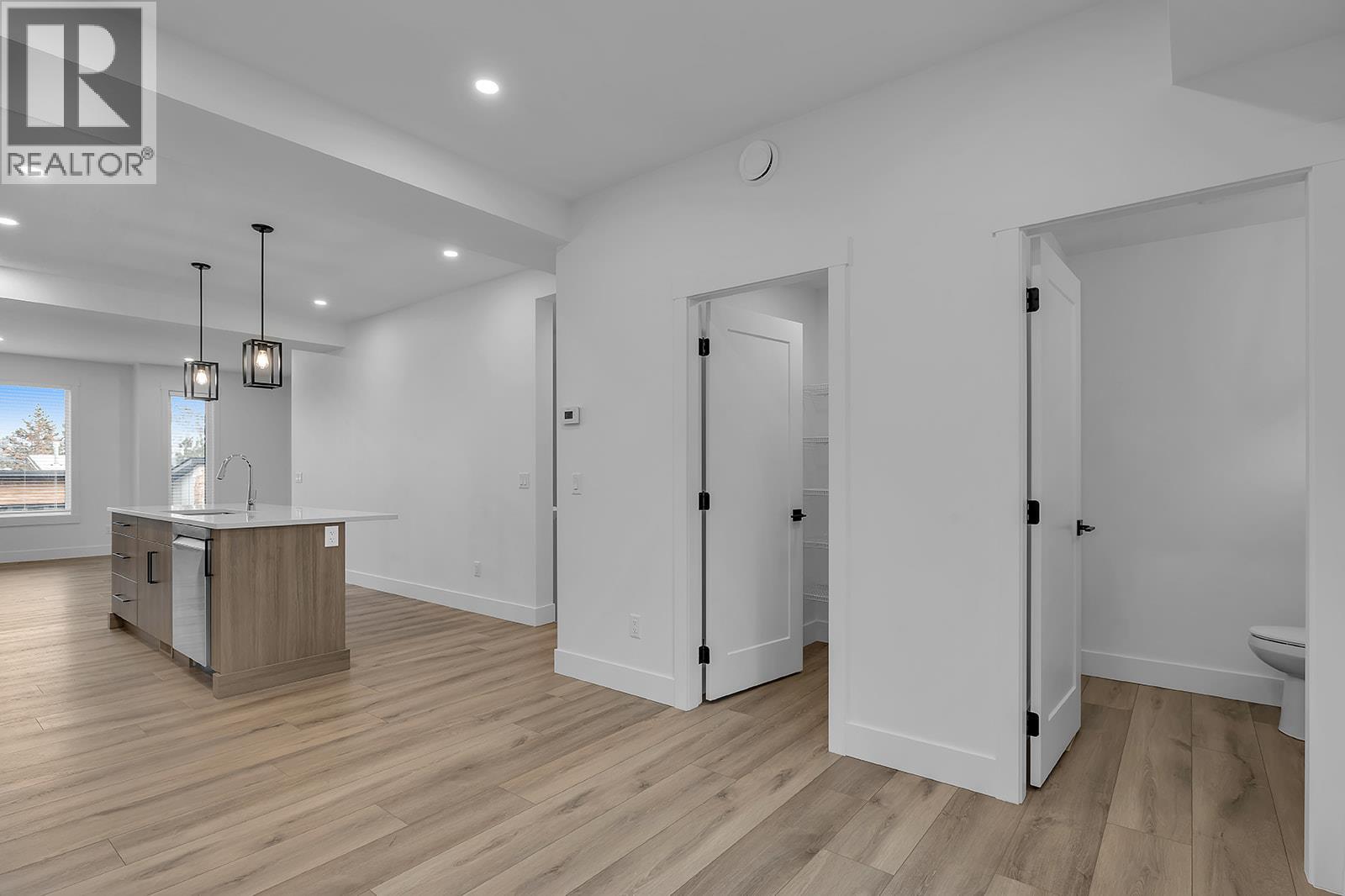 12 2835 Canyon Crest Drive, West Kelowna