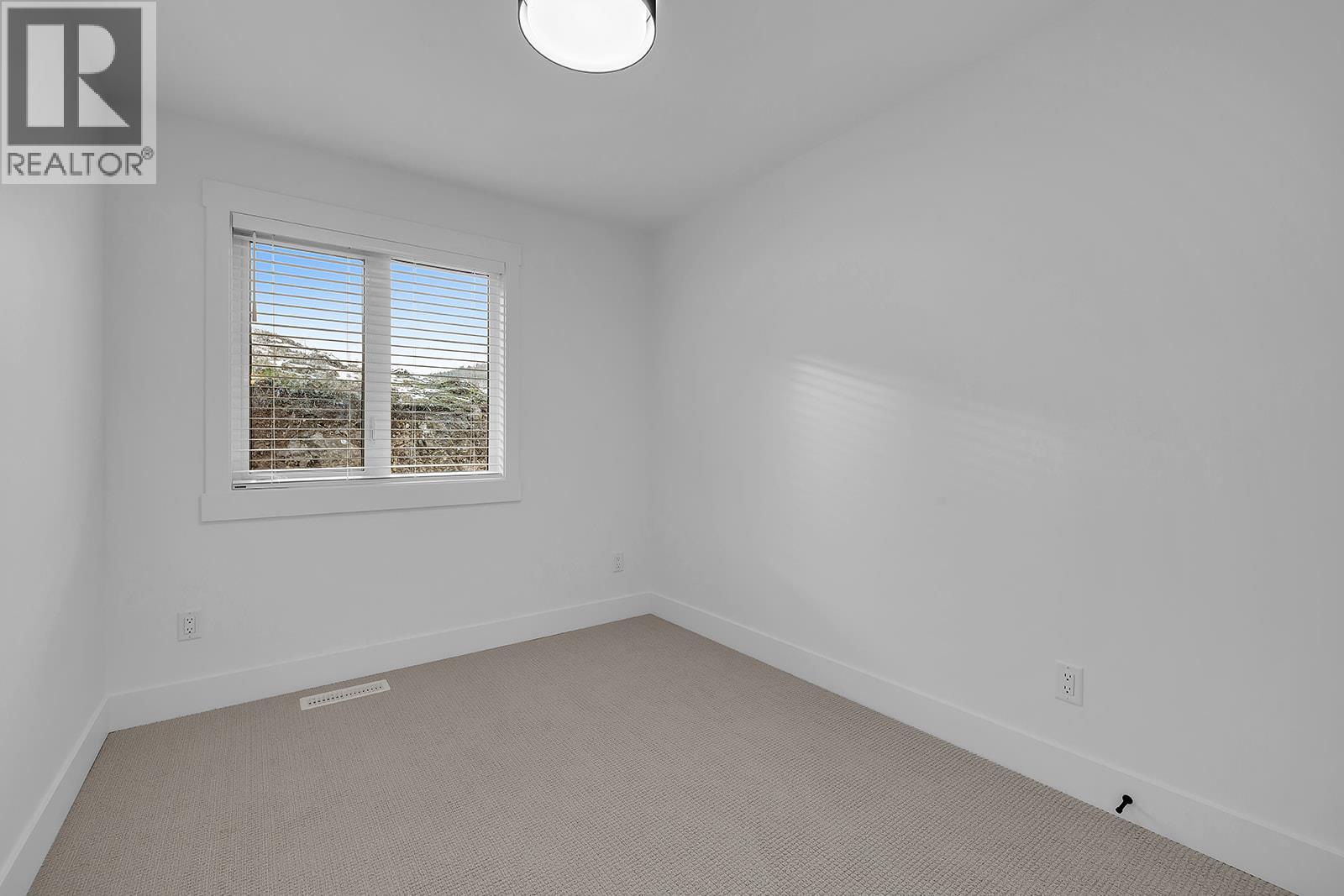 12 2835 Canyon Crest Drive, West Kelowna