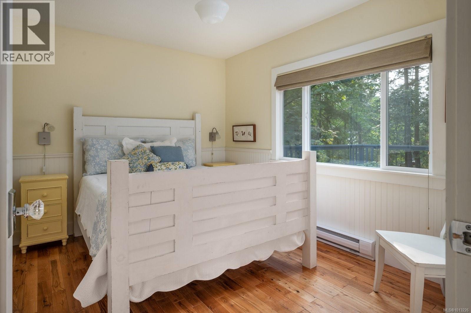 99 CAPTAIN MORGANS BLVD - 12