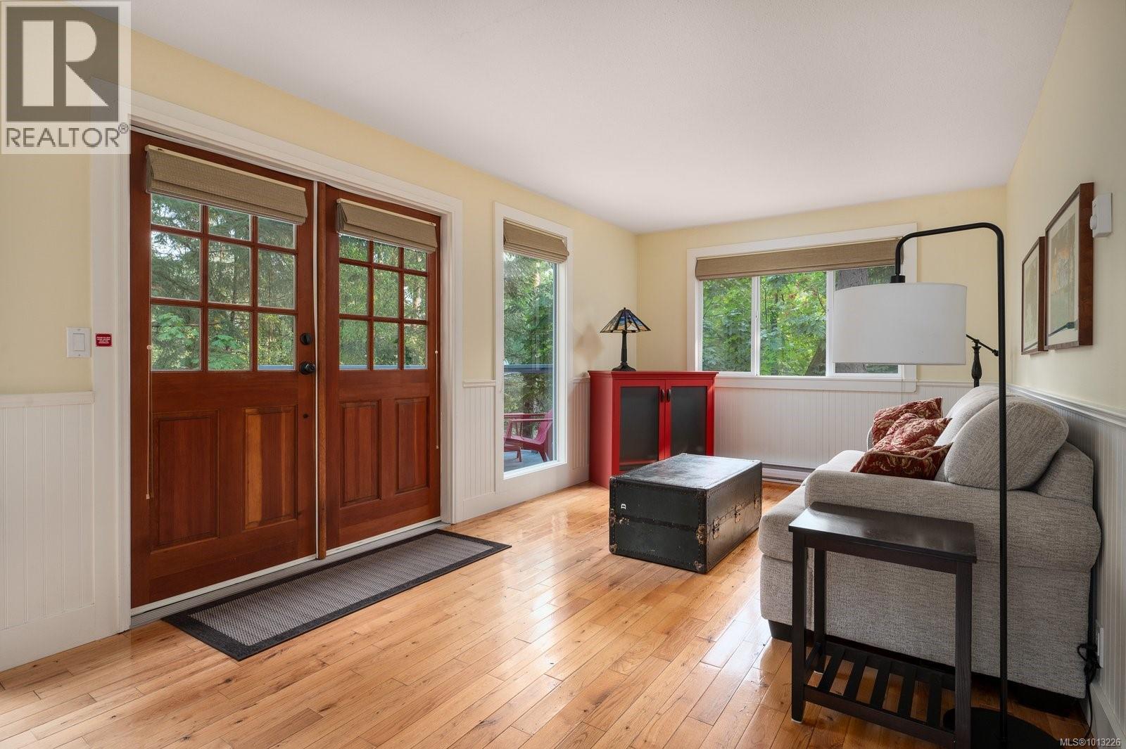 99 CAPTAIN MORGANS BLVD - 6