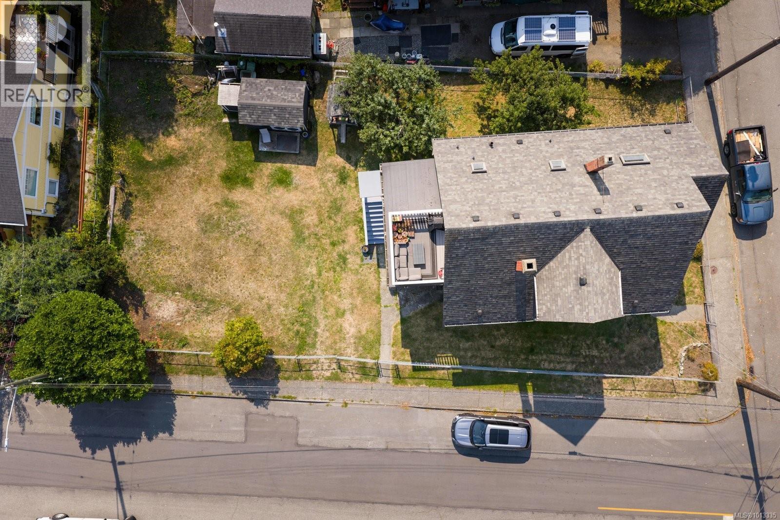  2393 Eastdowne Road, Oak Bay