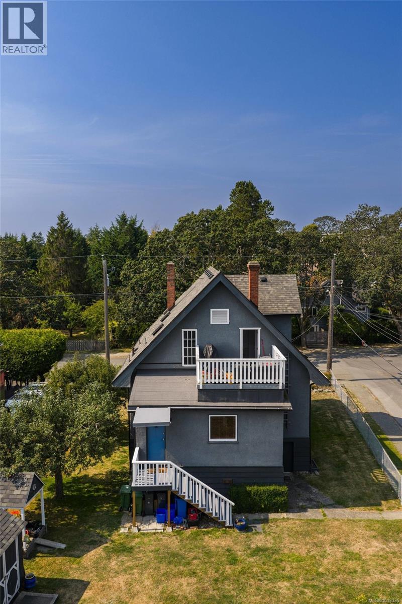  2393 Eastdowne Road, Oak Bay
