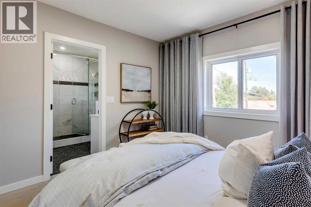 Single Family House for Sale in   Avenue NW Crescent Heights Calgary 