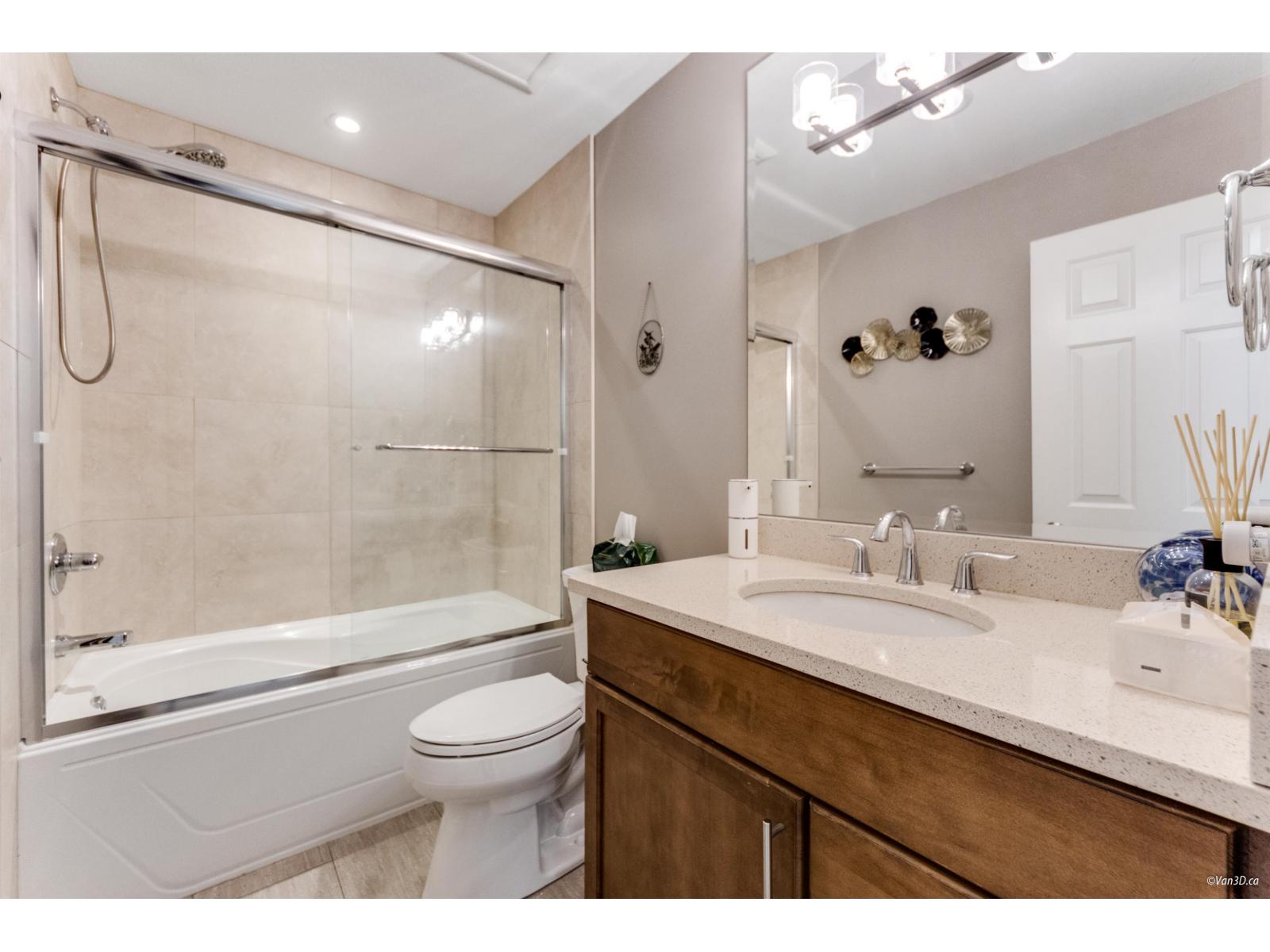 14854 21 AVENUE, Surrey