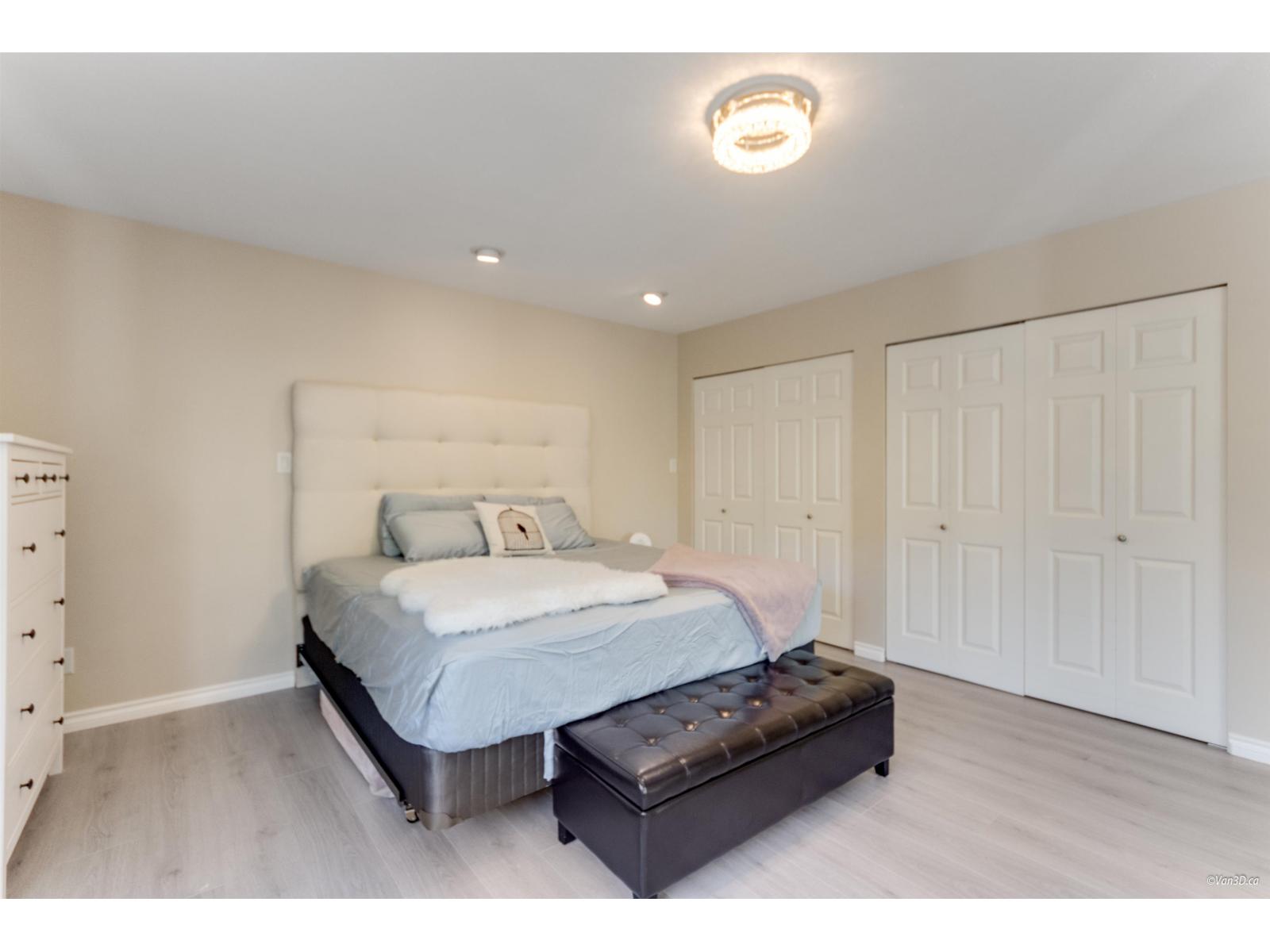 14854 21 AVENUE, Surrey