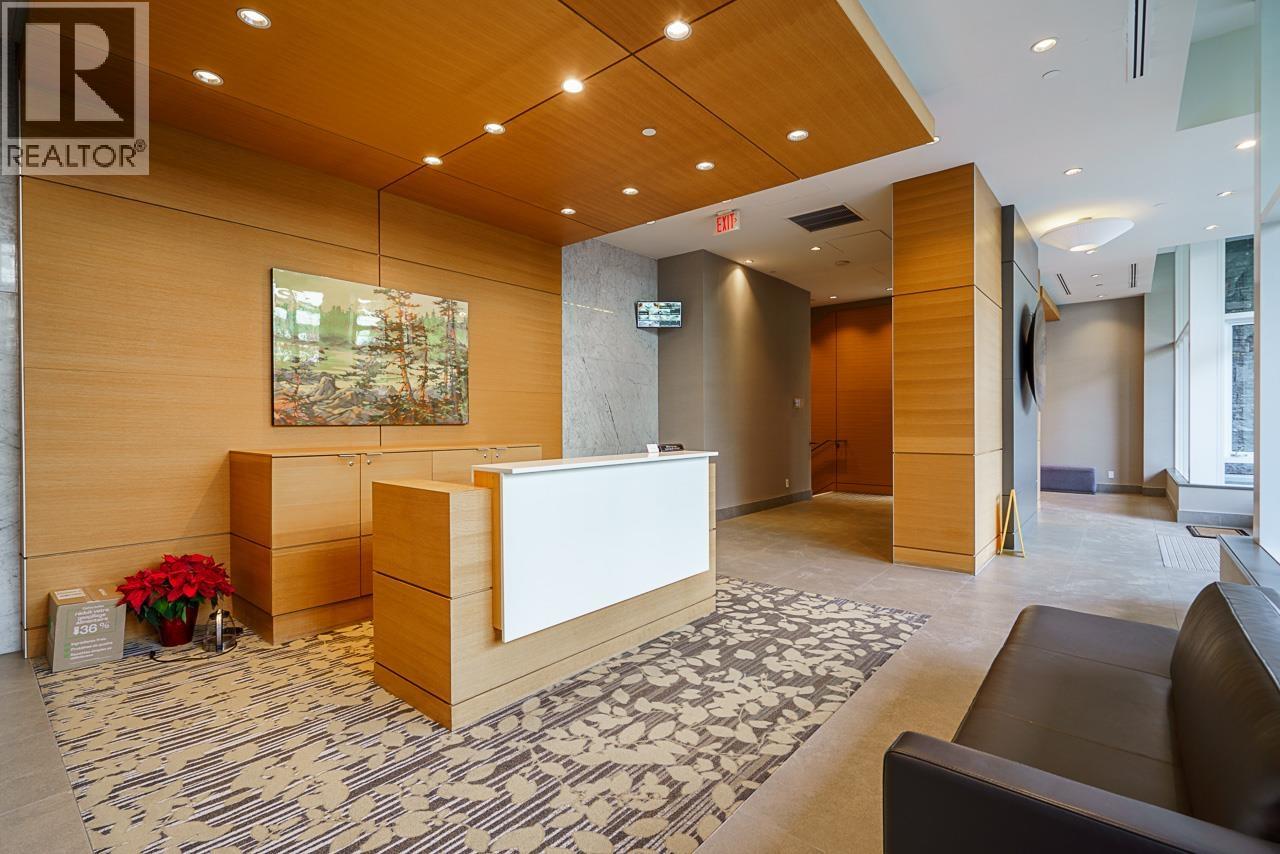 601 888 ARTHUR ERICKSON PLACE, West Vancouver