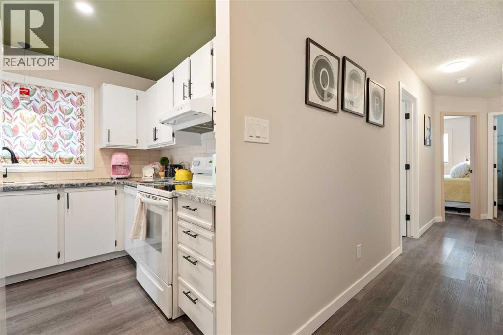 Single Family House for Sale in    Street NE Renfrew Calgary 