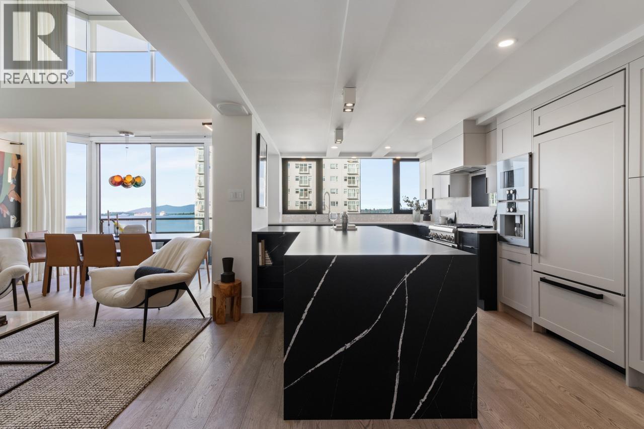 1601 1236 BIDWELL STREET, Vancouver