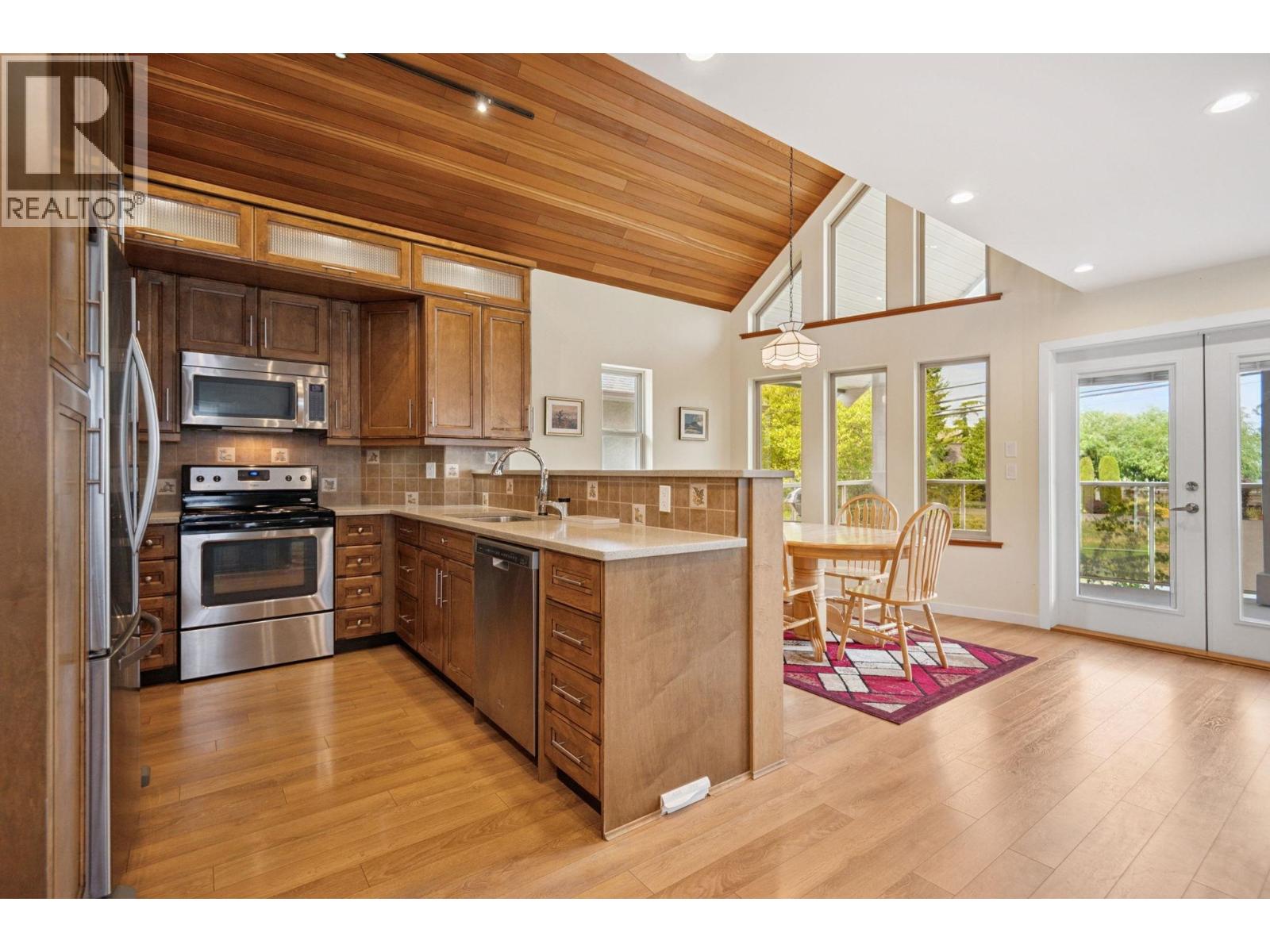 4394 RIVER Road West, Delta