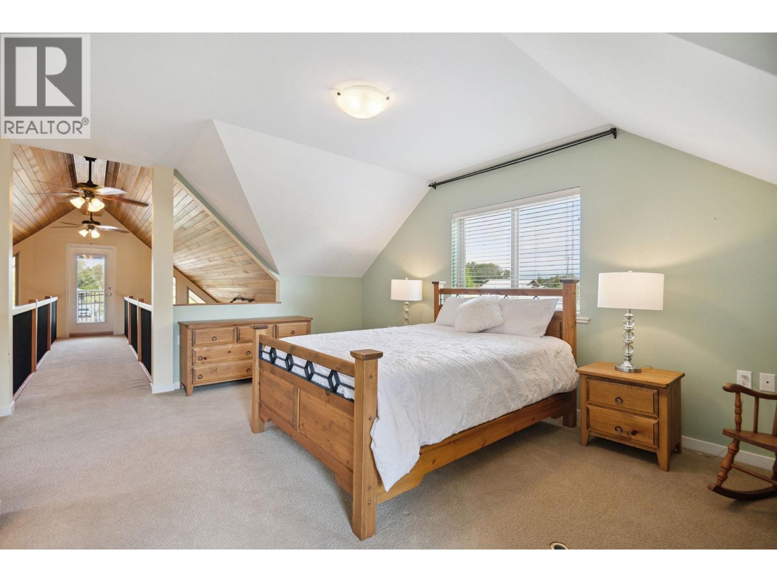 4394 RIVER Road West, Delta