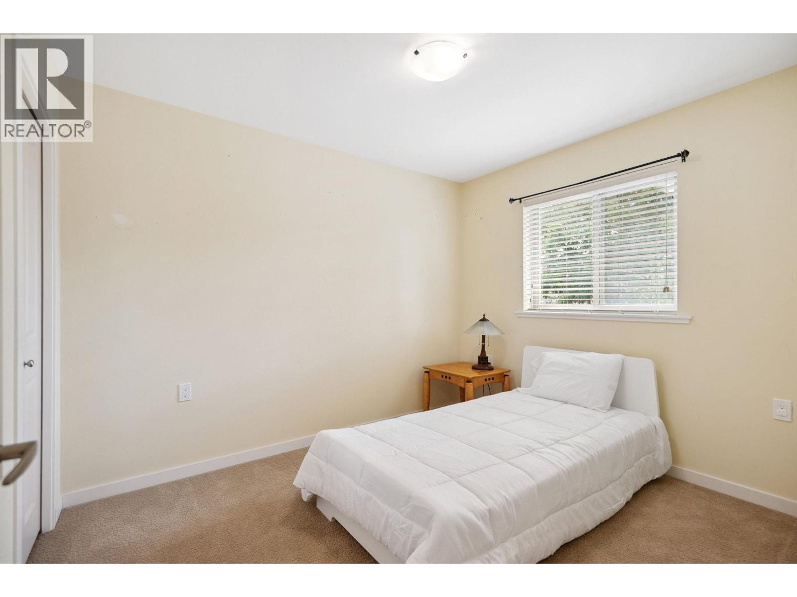 4394 RIVER Road West, Delta