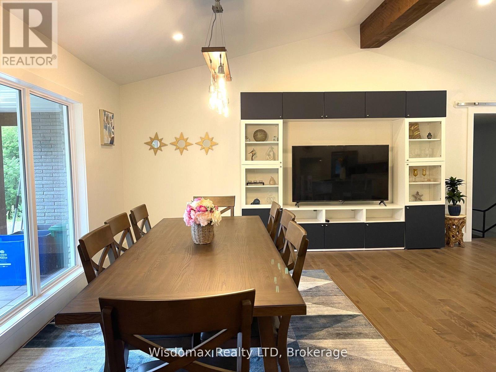 341 LAKESHORE ROAD - 14