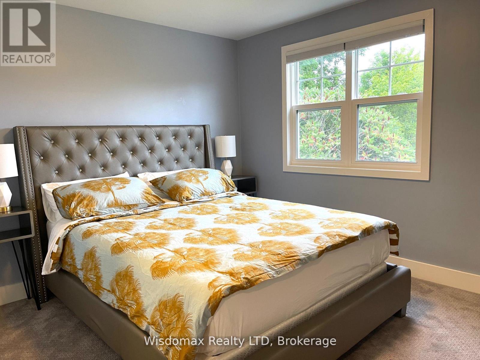 341 LAKESHORE ROAD - 18