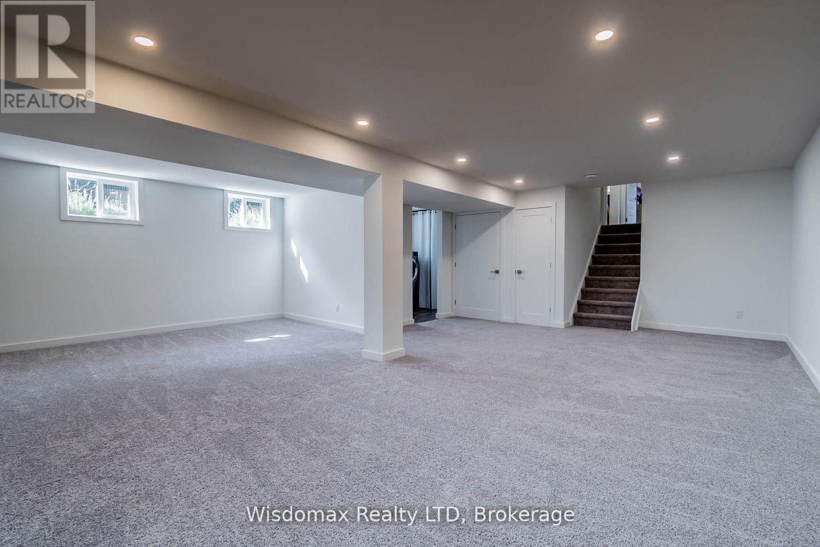 341 LAKESHORE ROAD - 26