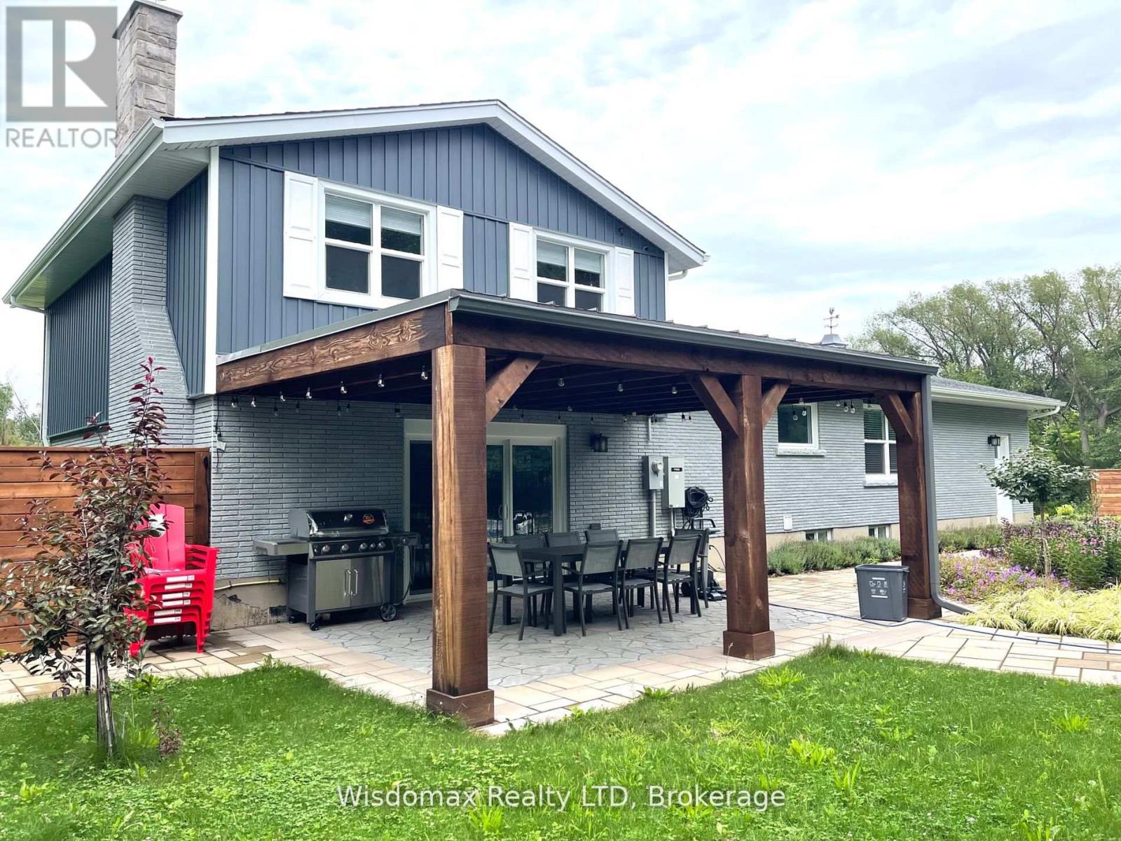 341 LAKESHORE ROAD - 29