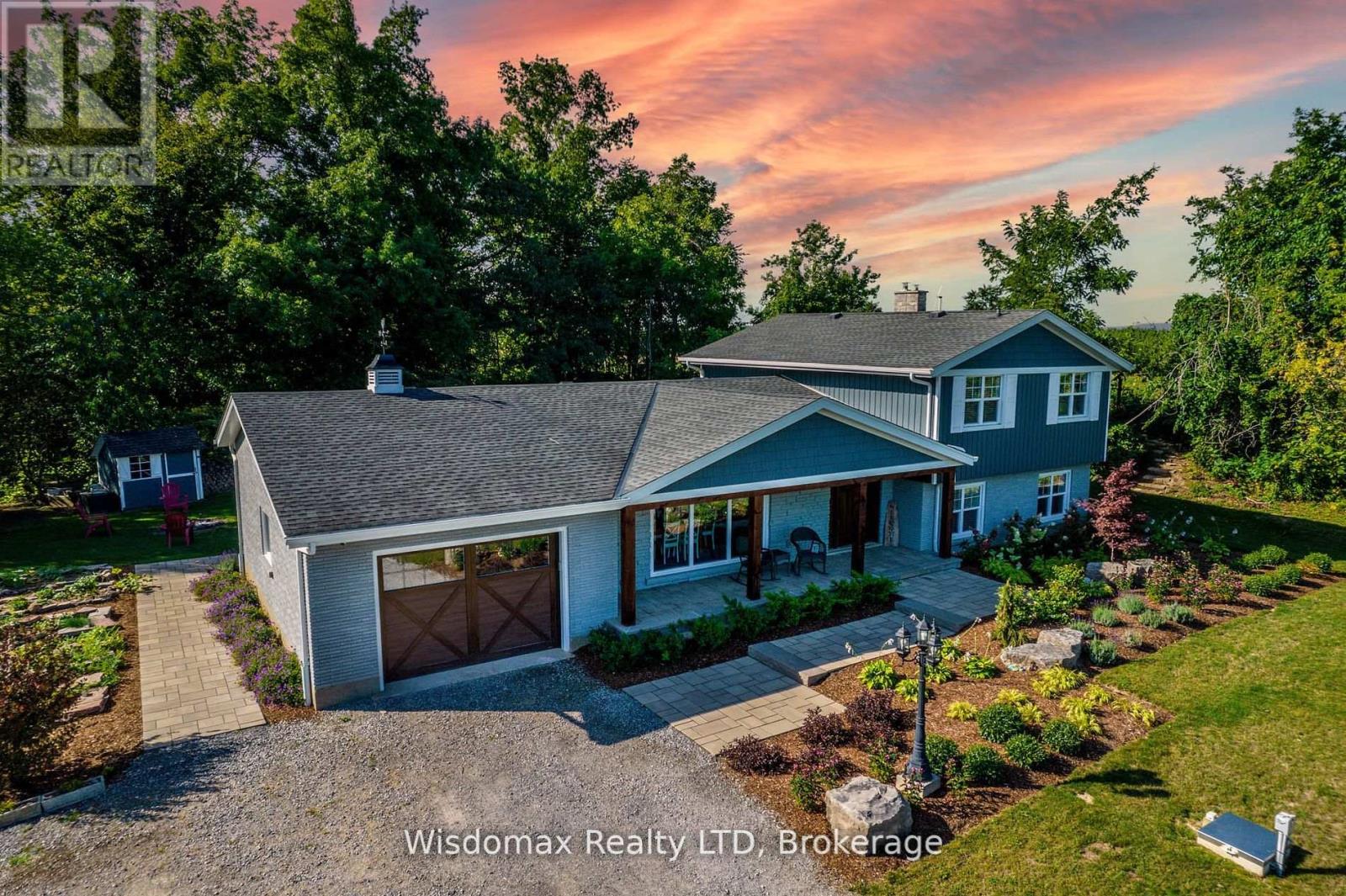 341 LAKESHORE ROAD - 36