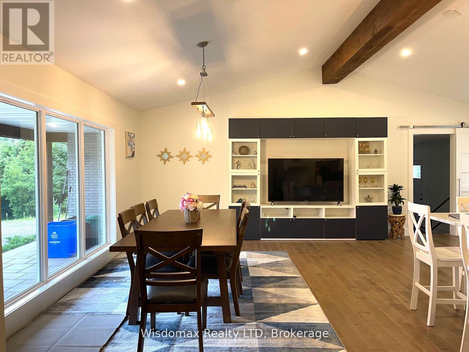 341 LAKESHORE ROAD - 9